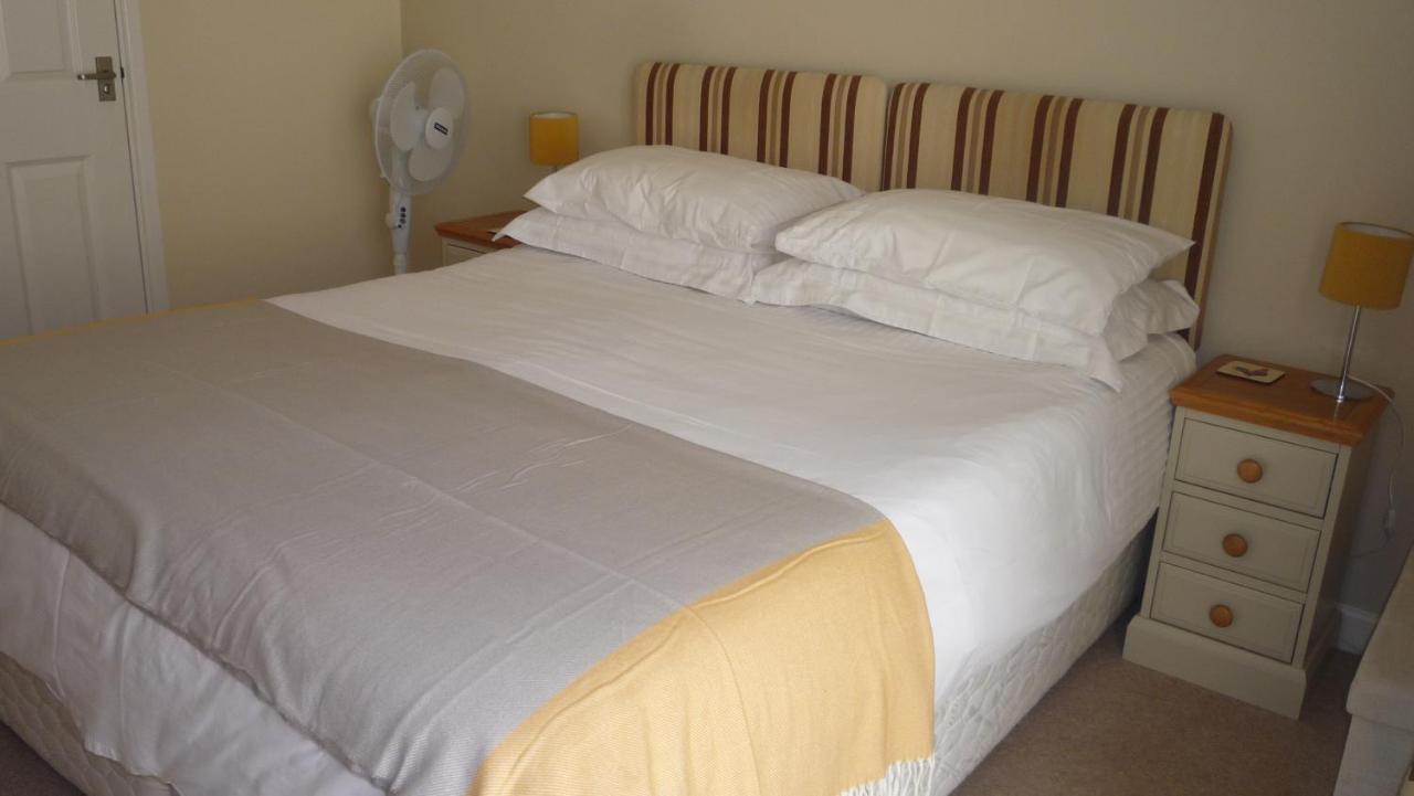 The Little Annexe Bed & Breakfast Стамфорд Екстериор снимка